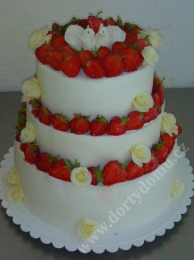 svo03-svatebni-dort-sweet-strawberries.jpg